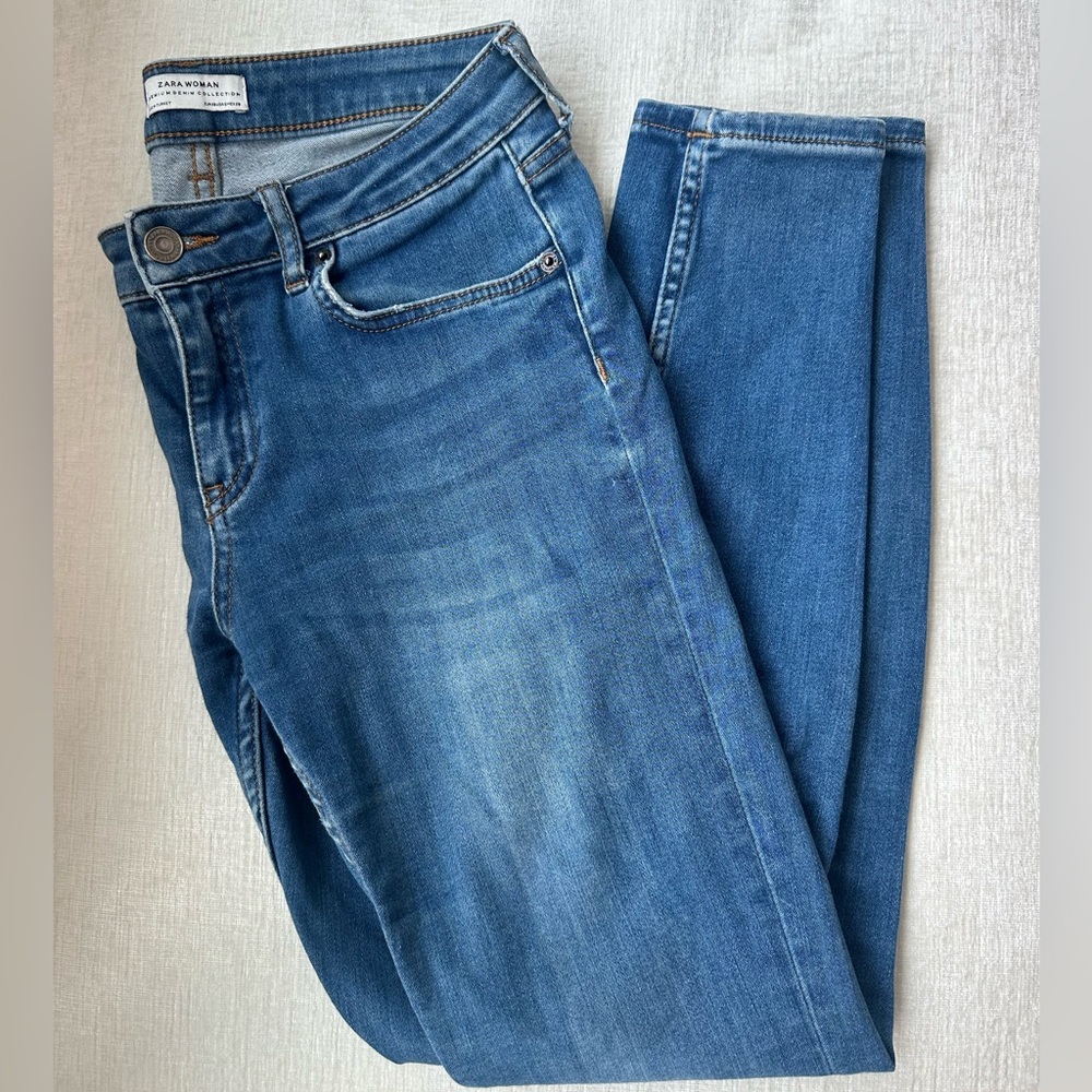 Zara Skinny Blue Jeans